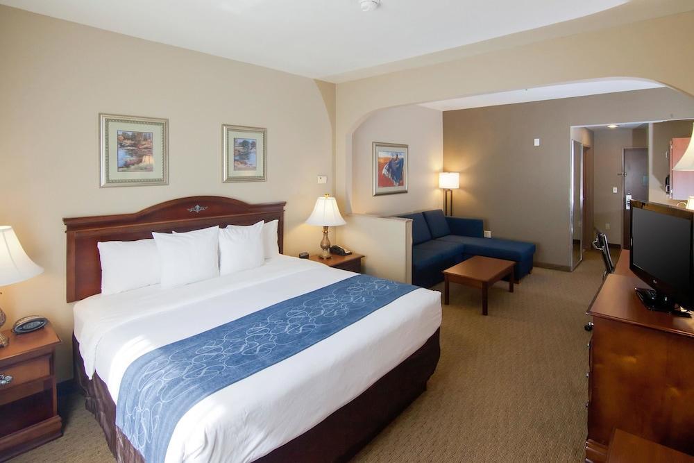 Comfort Suites Waco Near University Area Екстериор снимка